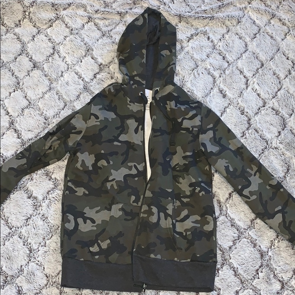 Camouflage zip up hoodie